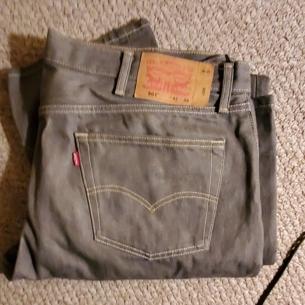 Levi's